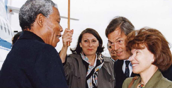 Danielle Mitterrand et Nelson Mandela
