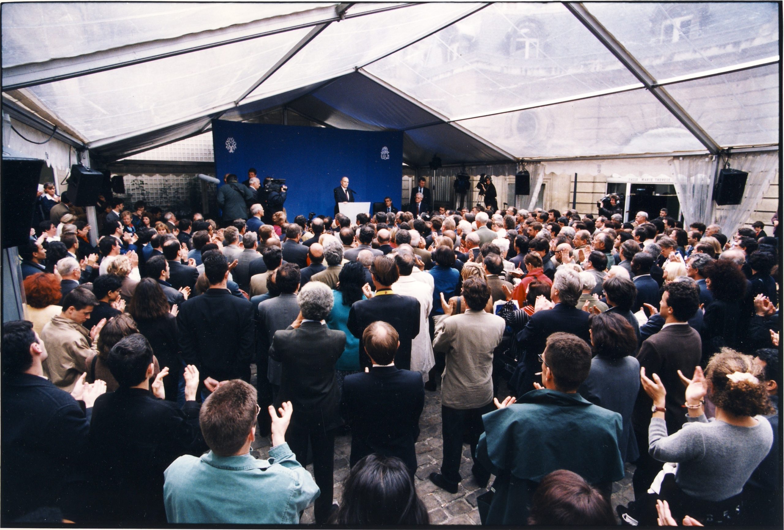 François Mitterrand au siège du Part socialiste, François Mitterrand au siège du Part socialiste,