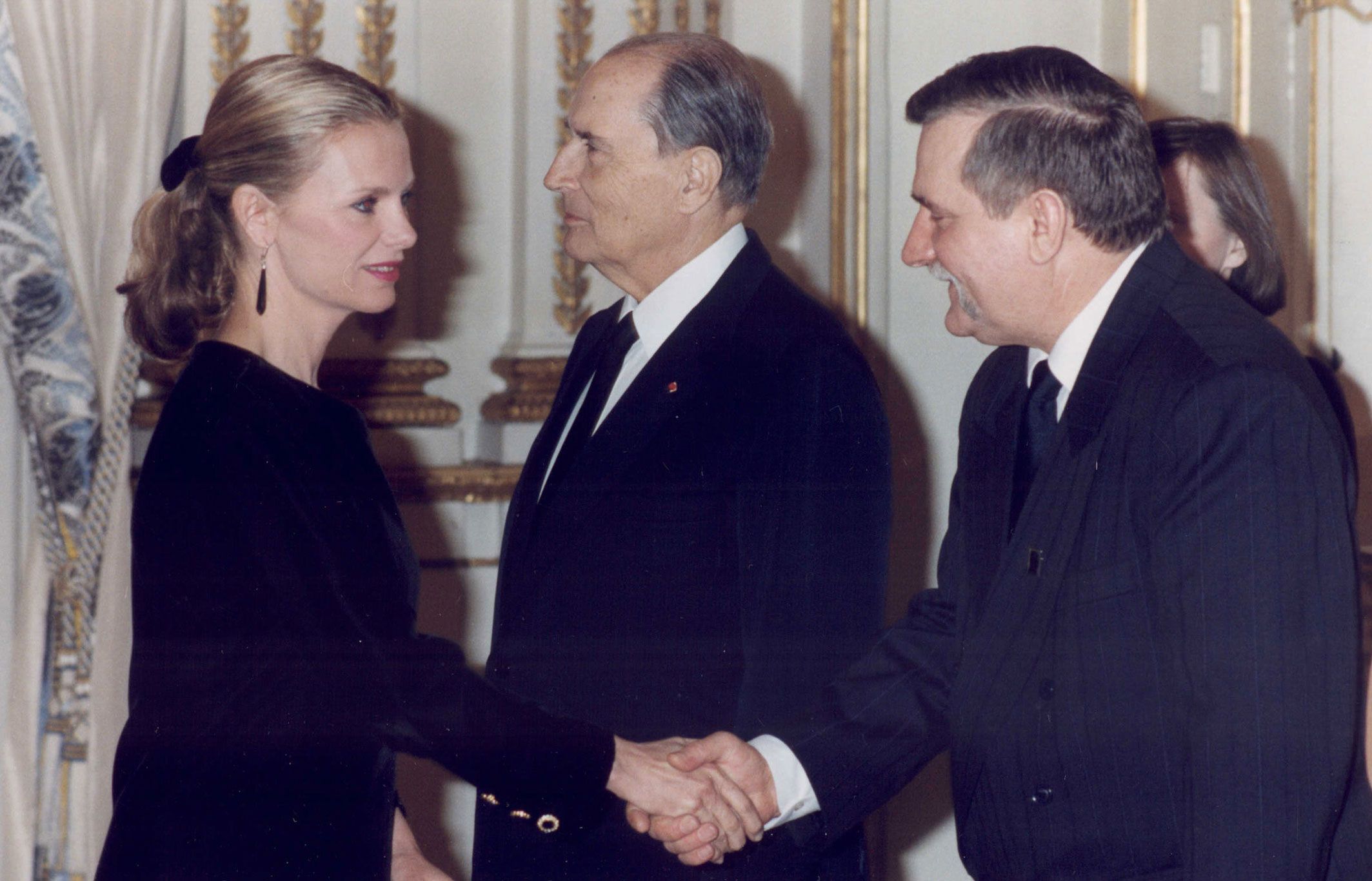 Elisabeth Guigou, François Mitterrand et Lech Walesa