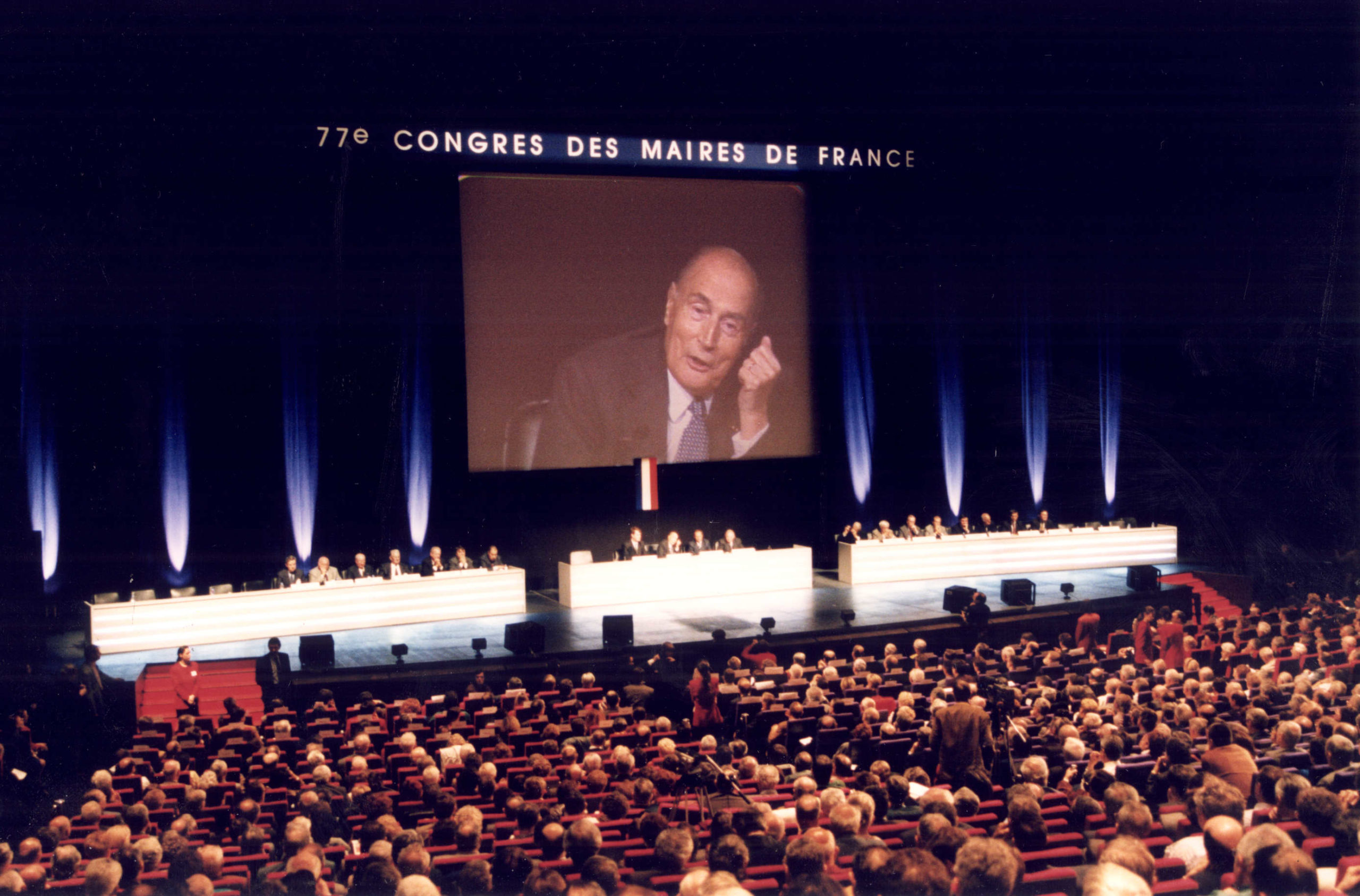 Intervention du Président François Mitterrand lors du 77e Congrès des Maires de France
