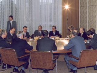 Séance de travail avec les ministres des deux délégations